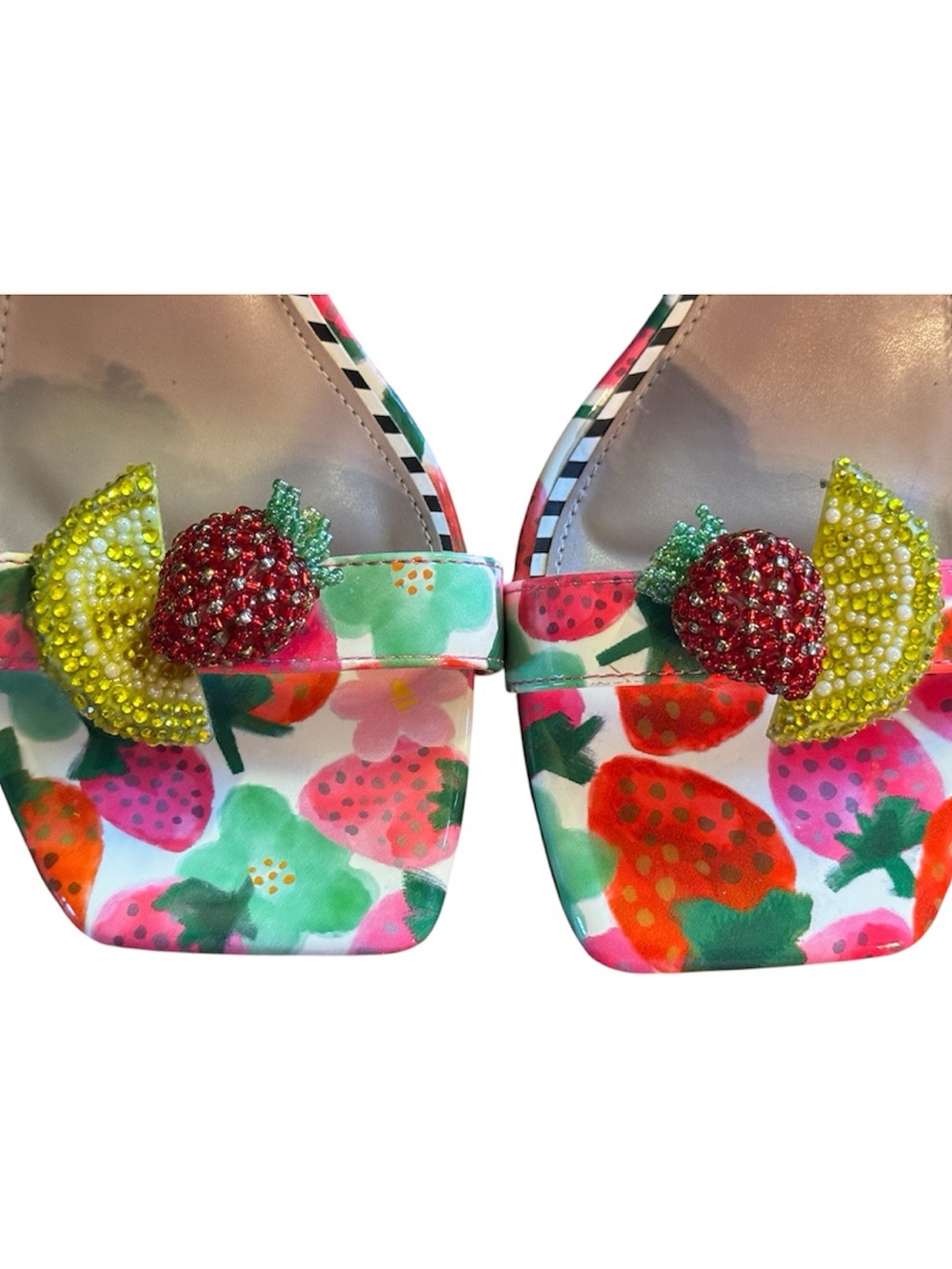 Betsey Johnson Harlem Fruit Vinyl Lucite Wedge Sandals -Two-Piece Style-Size 11 - Picture 9 of 15